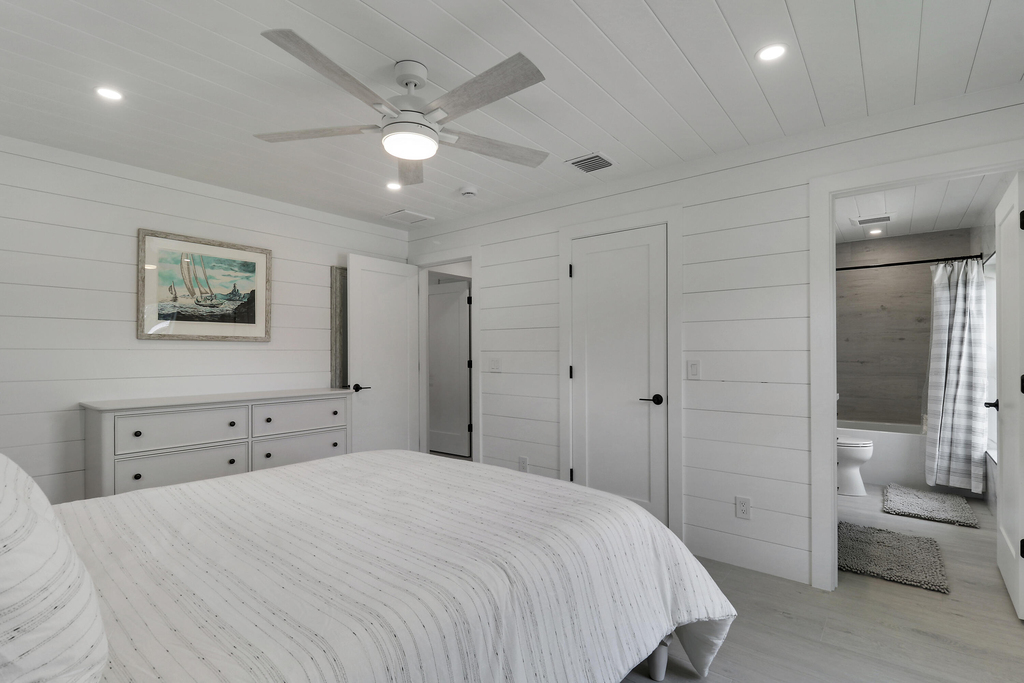 2443 E Edgewater Drive - Photo 37