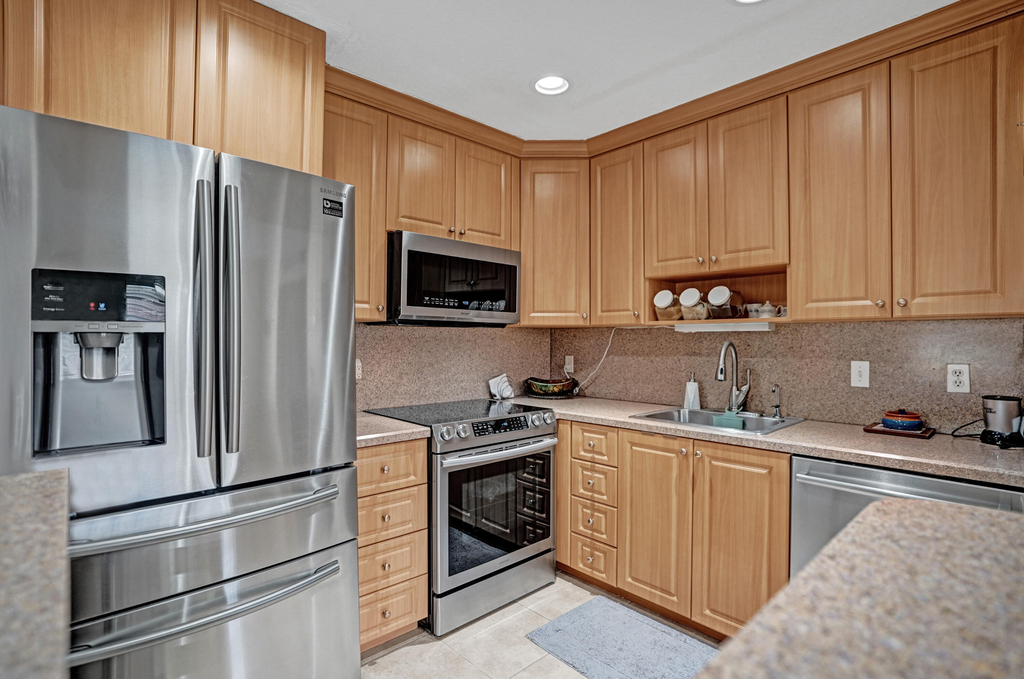 338 Seville O - Photo 17