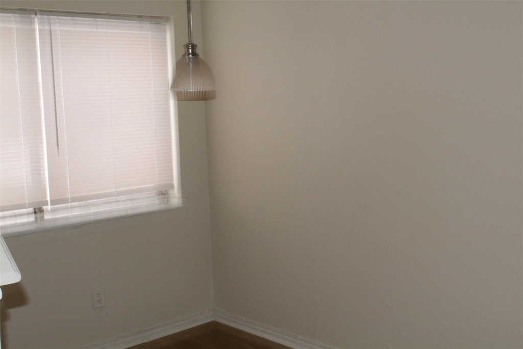9809 Walnut Street - Photo 6