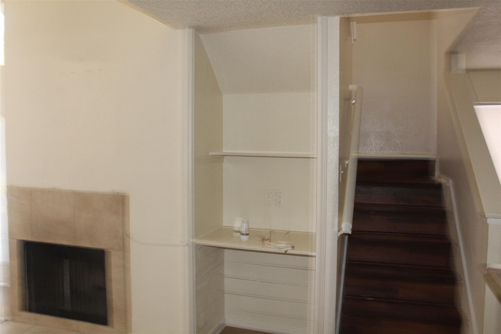 9809 Walnut Street - Photo 11