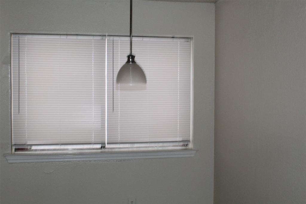 9809 Walnut Street - Photo 5