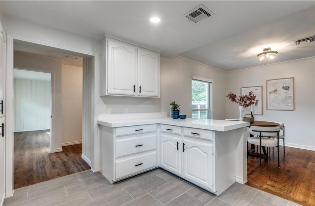 1323 Engle Avenue - Photo 9