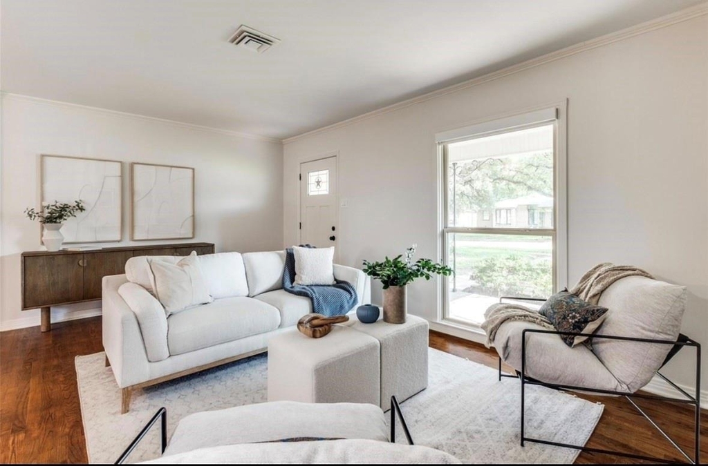 1323 Engle Avenue - Photo 3