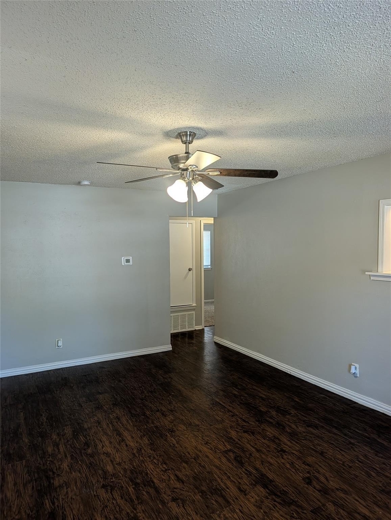 5124 Sears Drive - Photo 5