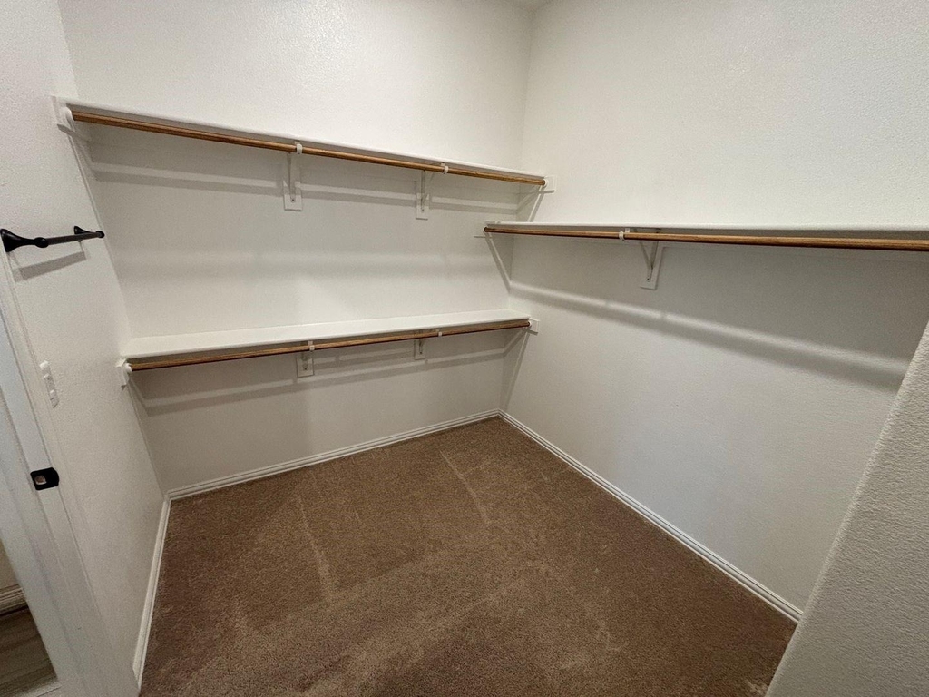 1104 Canterbury Lane - Photo 27