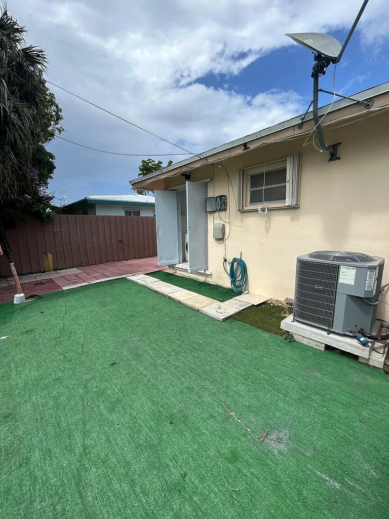 5891 Ne 18th Avenue - Photo 6