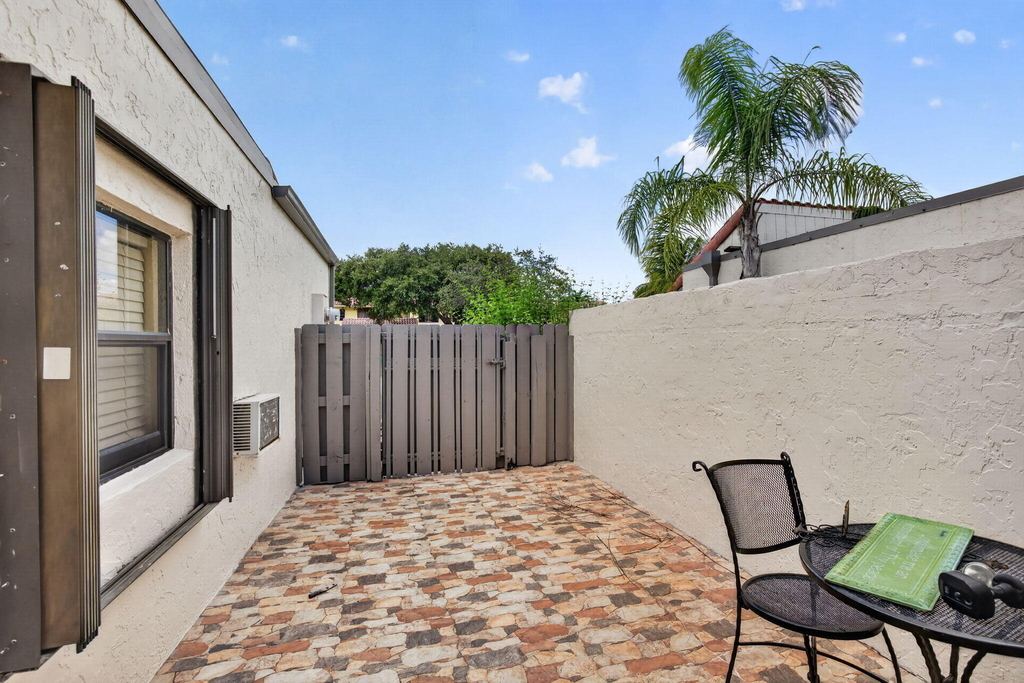 20533 Ne 6th Court - Photo 32