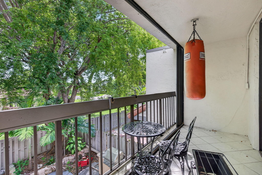 20533 Ne 6th Court - Photo 23