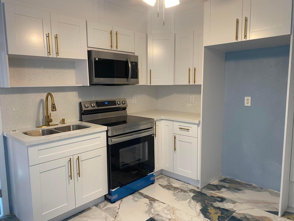 4113 Nw 78th Lane - Photo 2