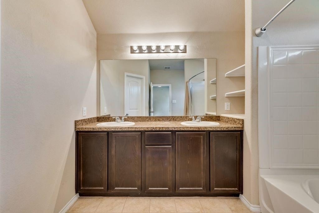 6320 Eagle Pier Way - Photo 12