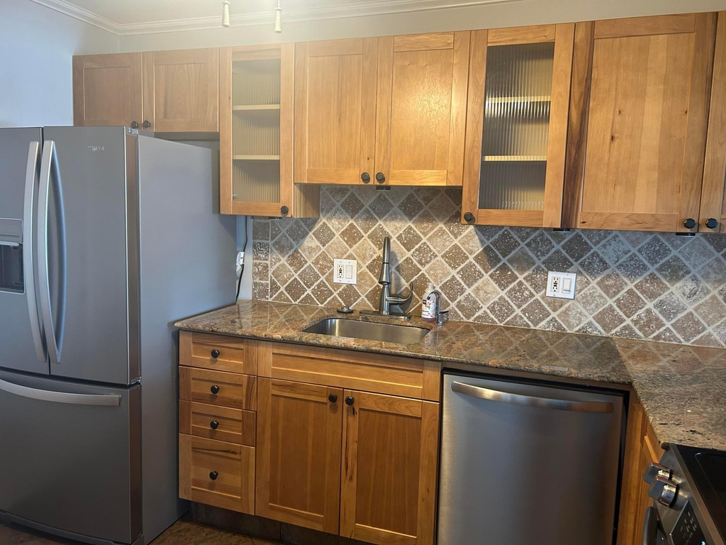 5100 Dupont Boulevard - Photo 1