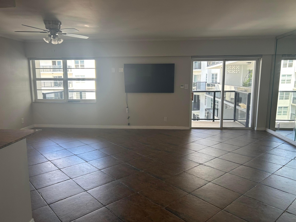 5100 Dupont Boulevard - Photo 10