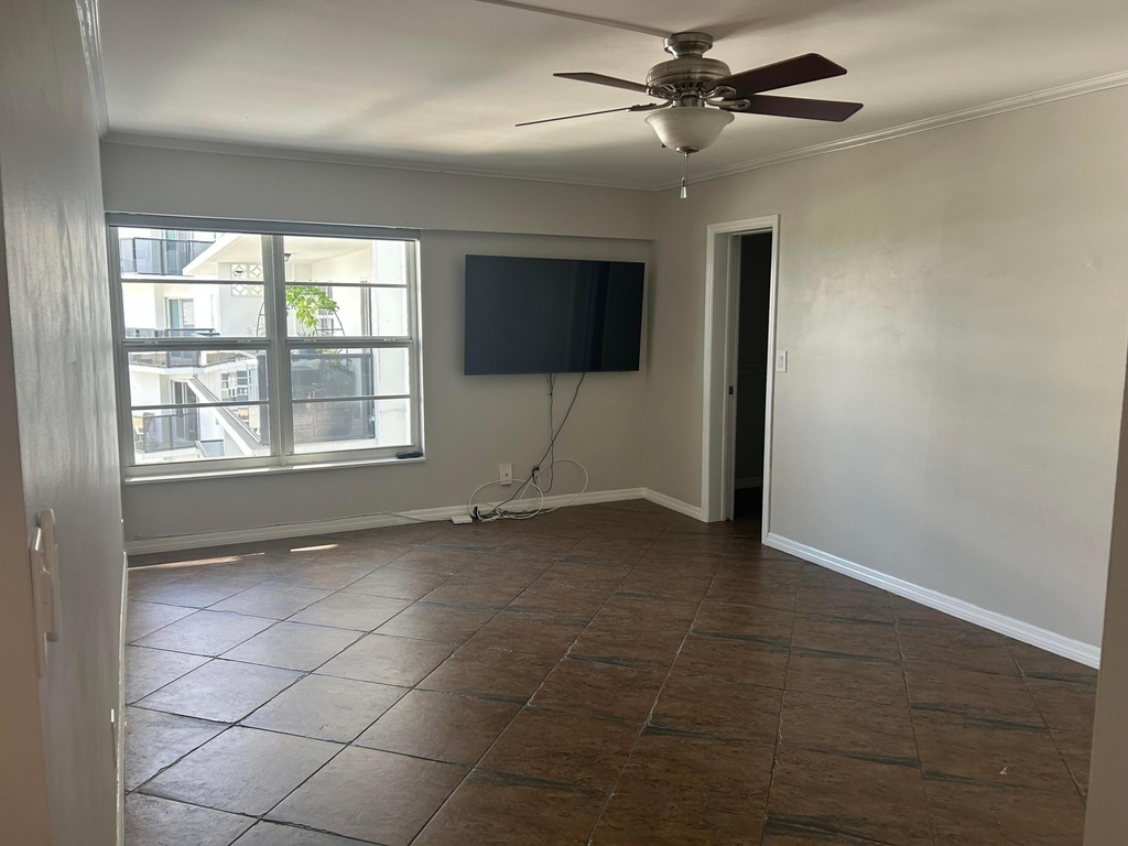 5100 Dupont Boulevard - Photo 6