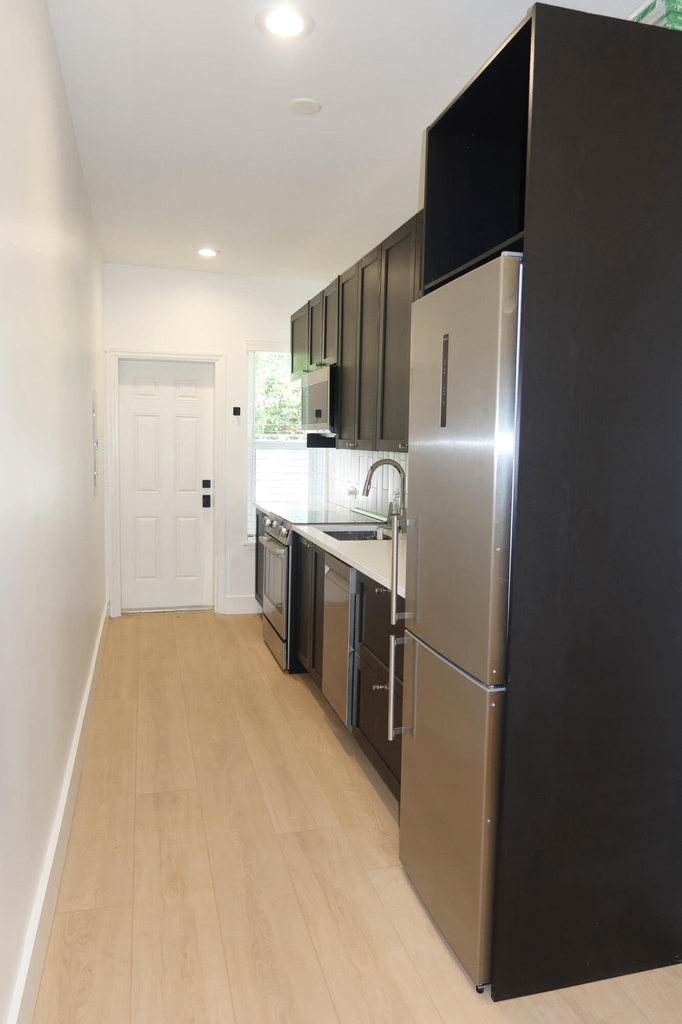 614 Palm Street - Photo 5