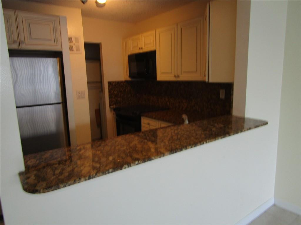 4501 Ne 21st Avenue - Photo 1