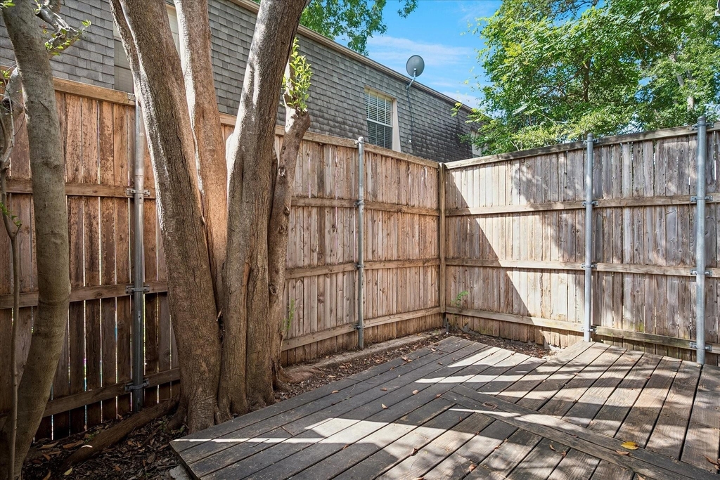 3815 Holland Avenue - Photo 12
