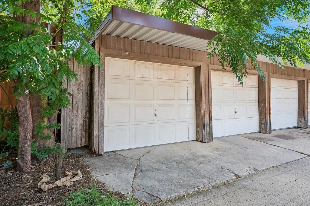 3815 Holland Avenue - Photo 4