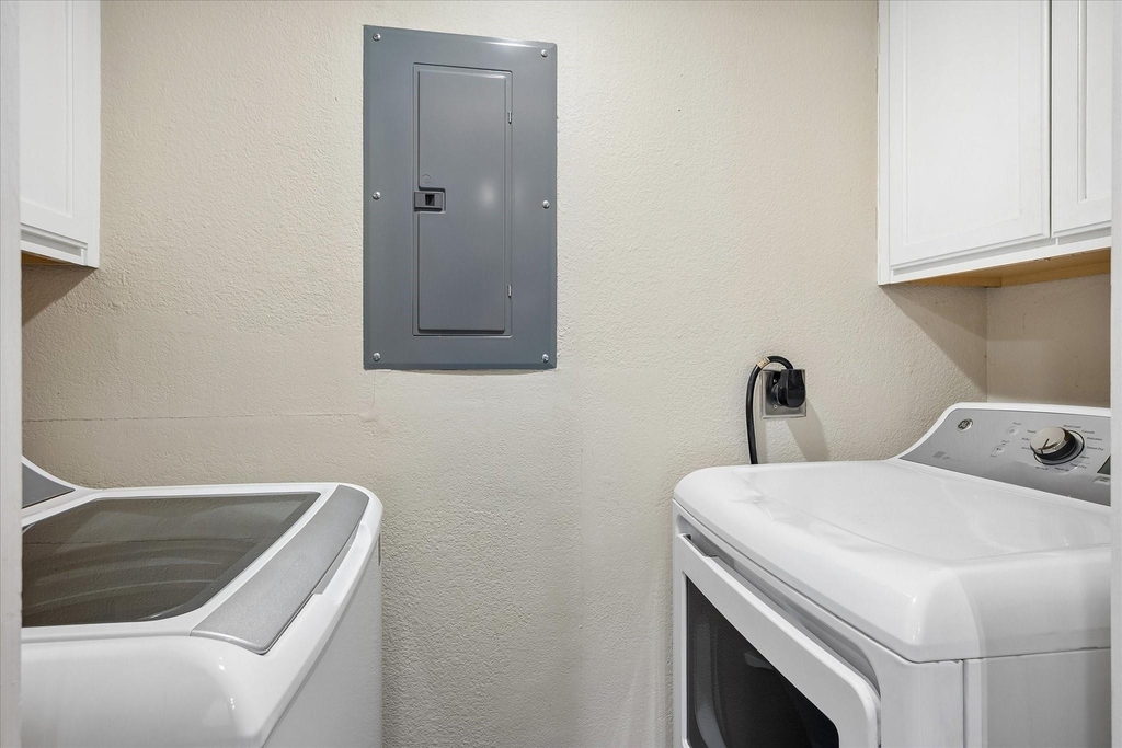 3815 Holland Avenue - Photo 11