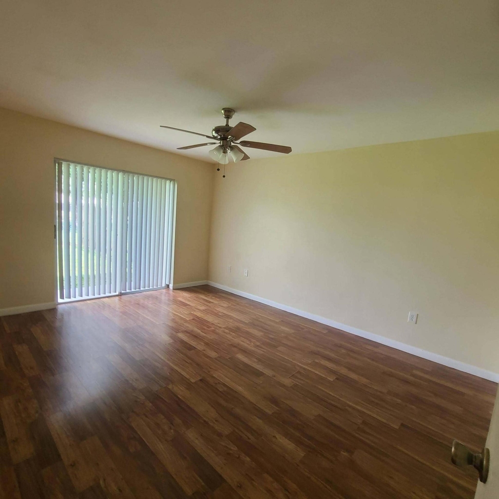 9947 Sw 59th Court - Photo 2