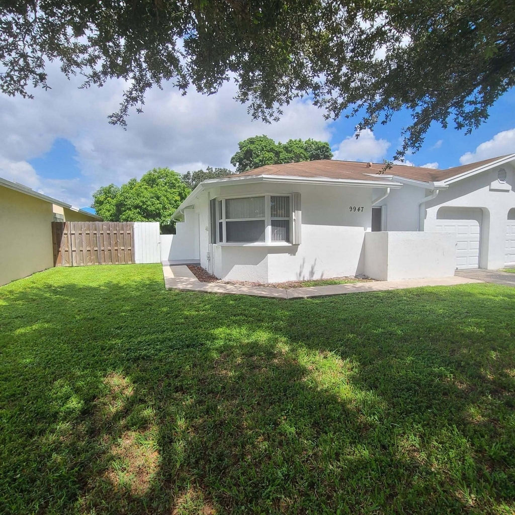 9947 Sw 59th Court - Photo 0