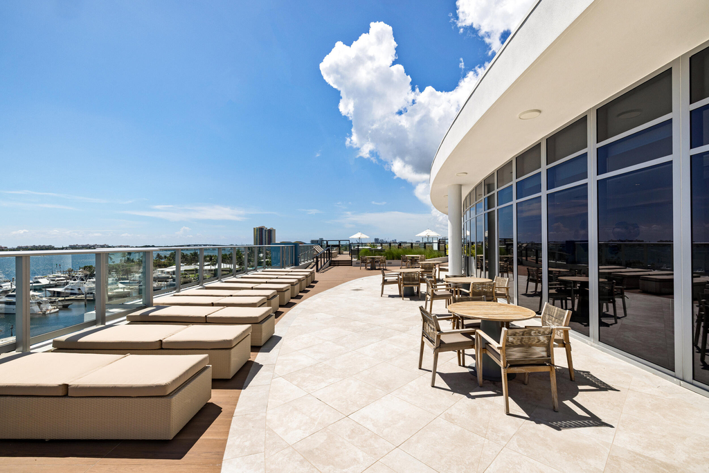 220 Lake Shore Drive - Photo 66