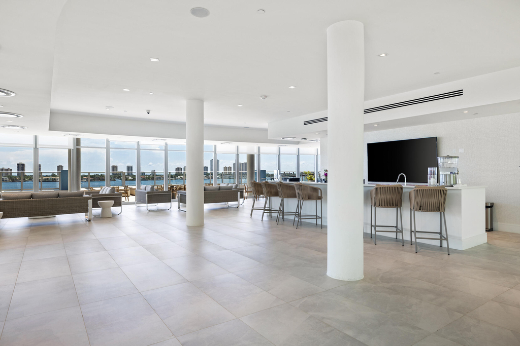 220 Lake Shore Drive - Photo 82