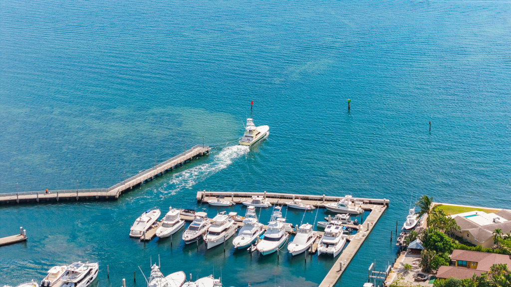 220 Lake Shore Drive - Photo 48