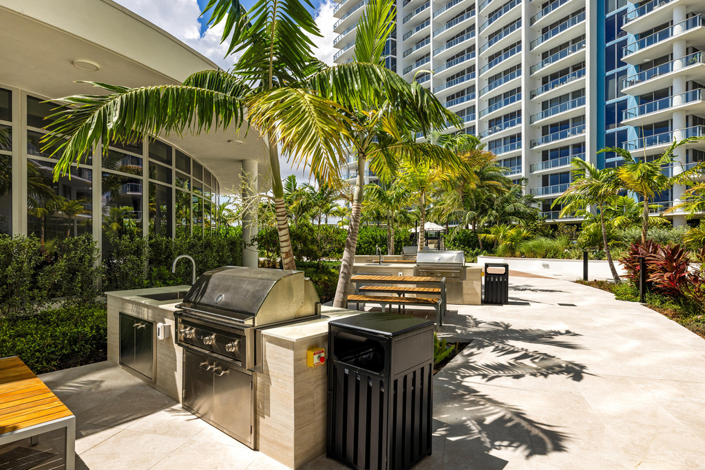 220 Lake Shore Drive - Photo 67