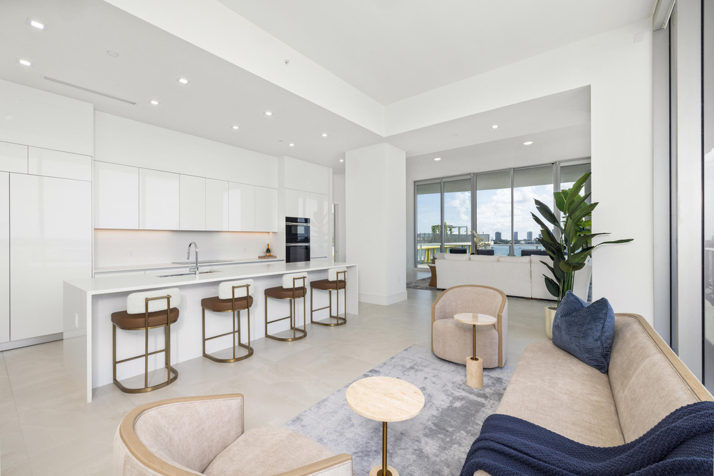 220 Lake Shore Drive - Photo 11