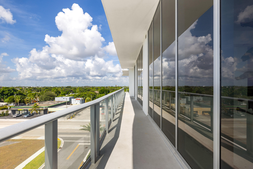 220 Lake Shore Drive - Photo 5