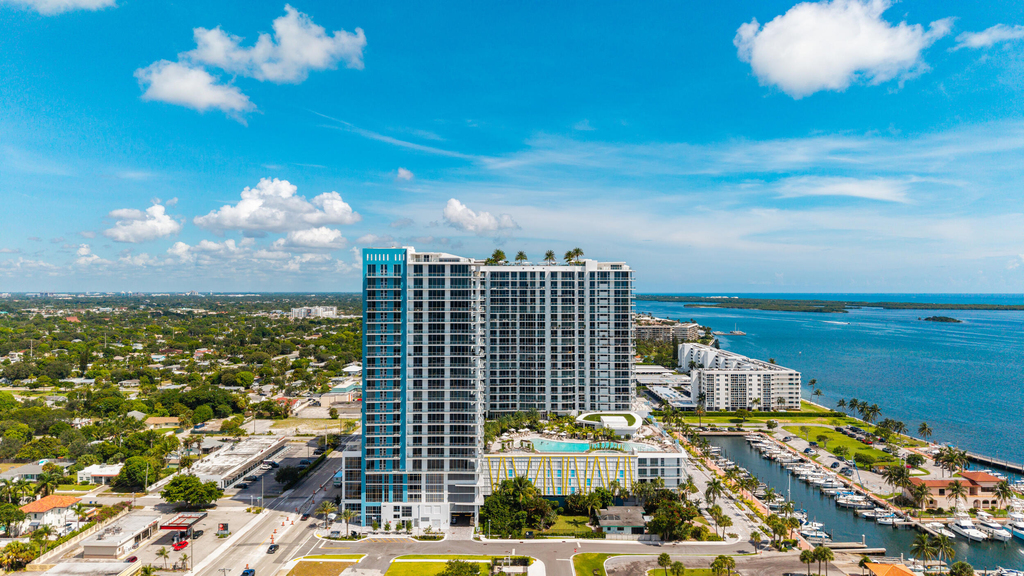 220 Lake Shore Drive - Photo 50