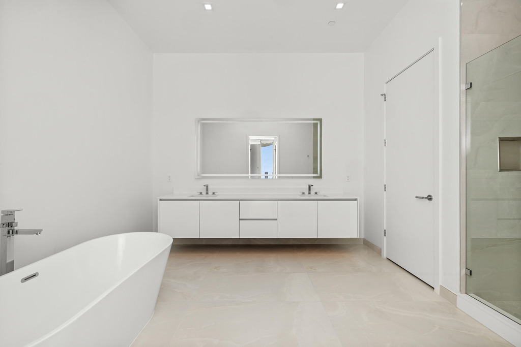 220 Lake Shore Drive - Photo 17