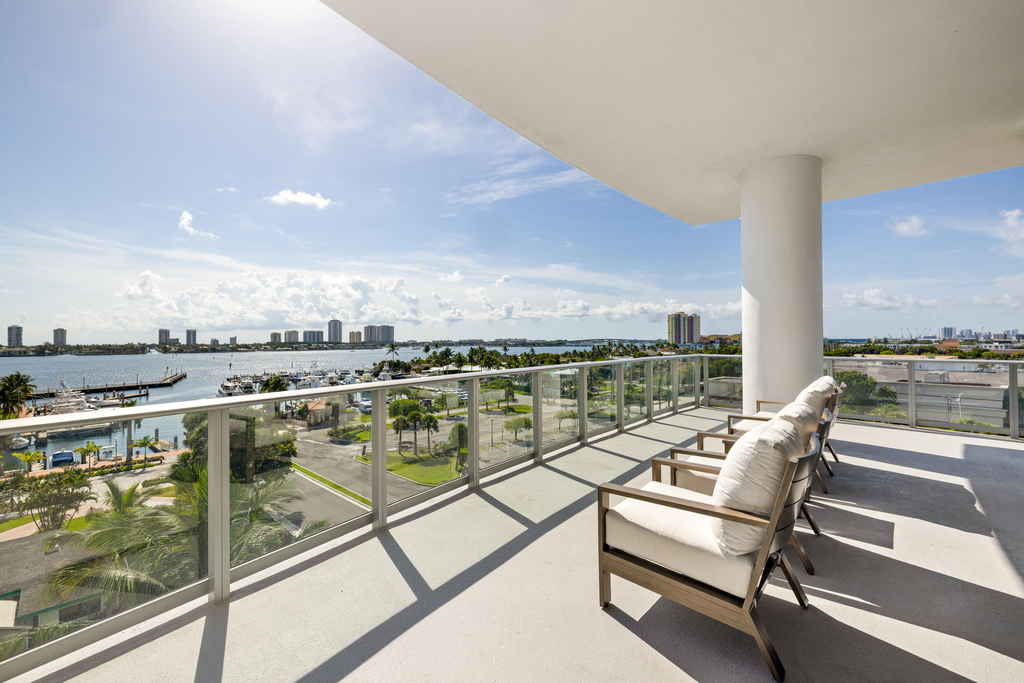 220 Lake Shore Drive - Photo 0