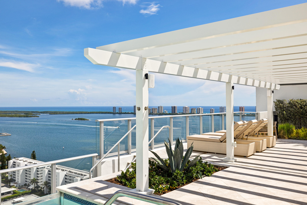 220 Lake Shore Drive - Photo 53