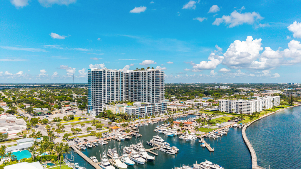 220 Lake Shore Drive - Photo 45