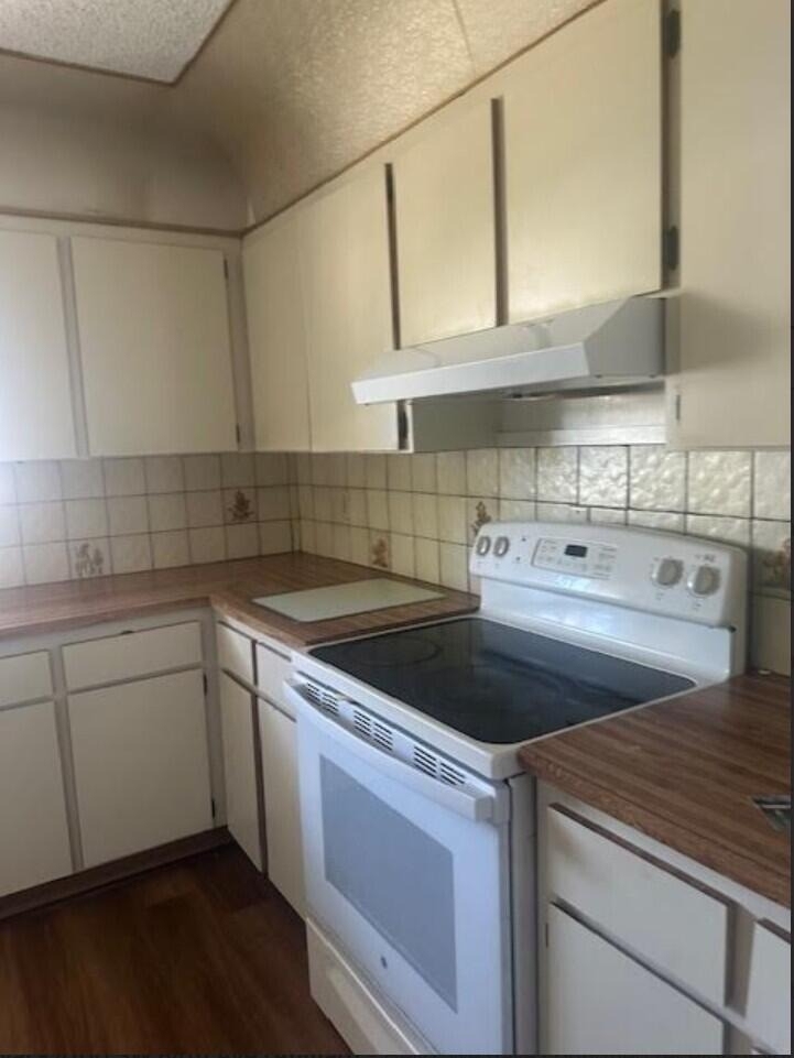 5922 Thomas Street - Photo 10