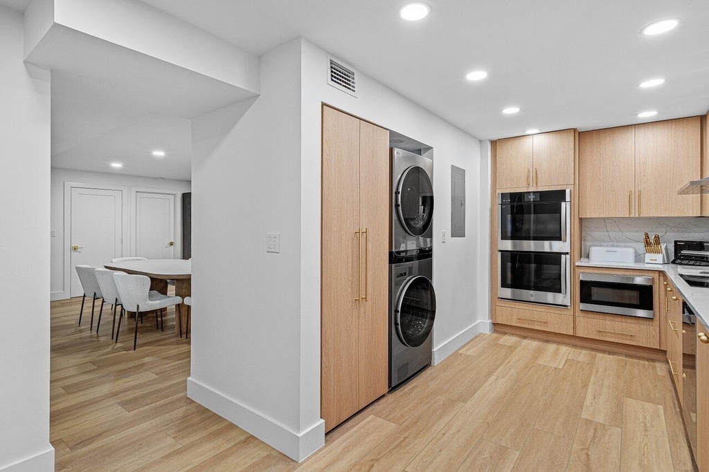 7370 Orangewood Lane - Photo 8