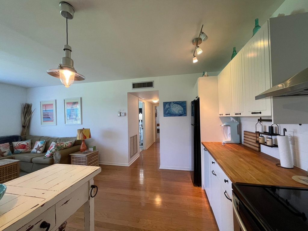 100 South Boulevard - Photo 9