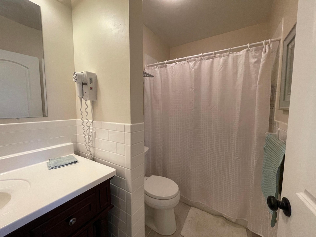 100 South Boulevard - Photo 16
