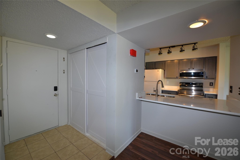 11163 Harrowfield Road - Photo 14