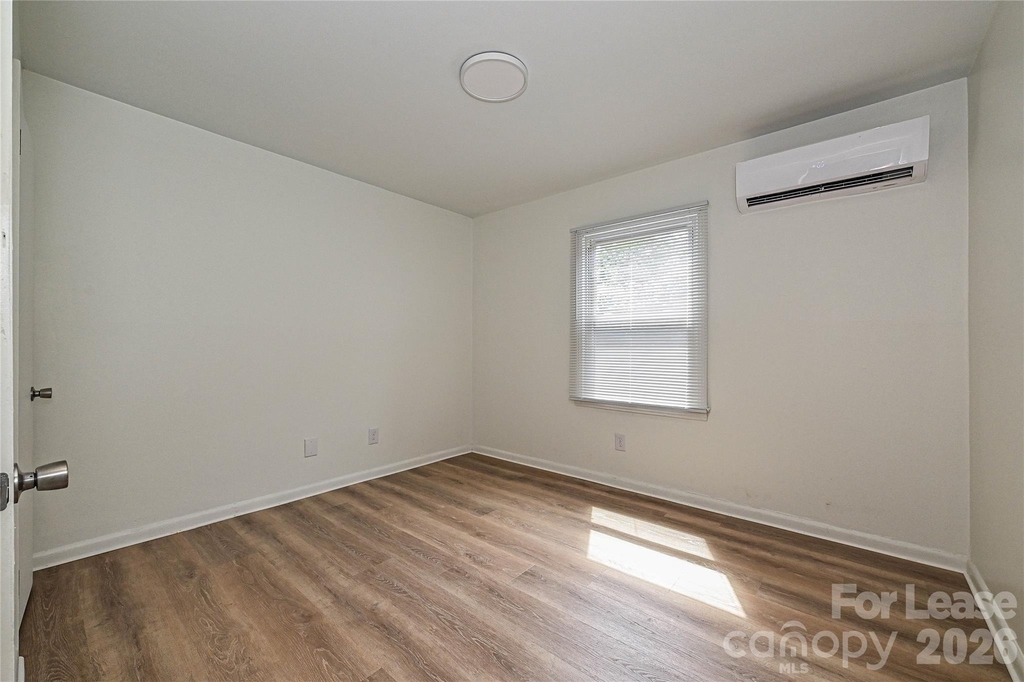 260 Church Street - Photo 8
