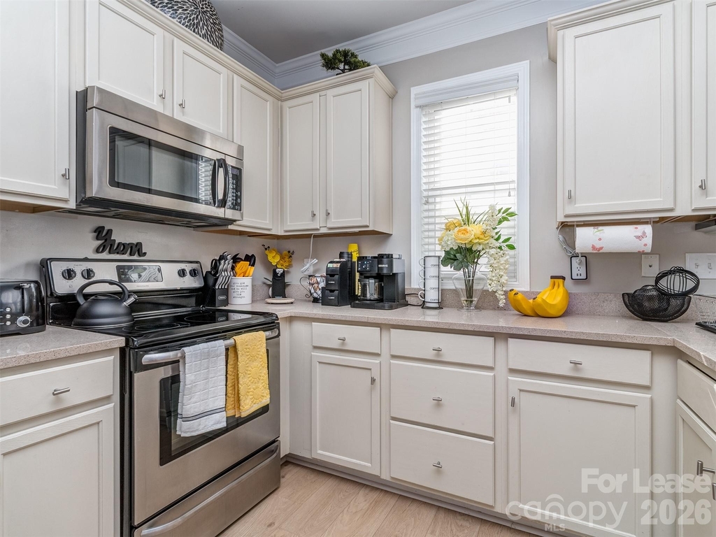 2074 Ayrsley Town Boulevard - Photo 3