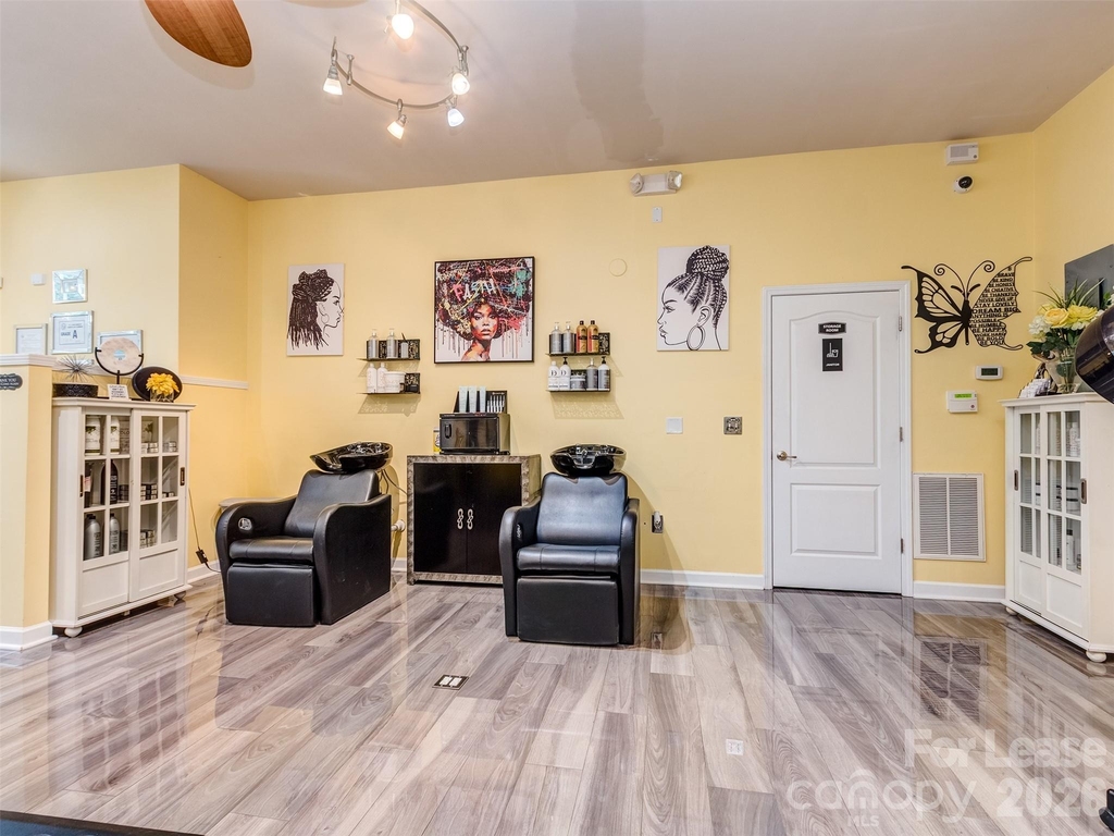 2074 Ayrsley Town Boulevard - Photo 32