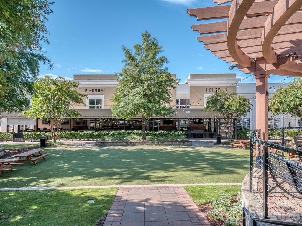 2074 Ayrsley Town Boulevard - Photo 39