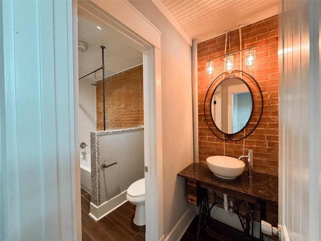 2816 Lee Street - Photo 11