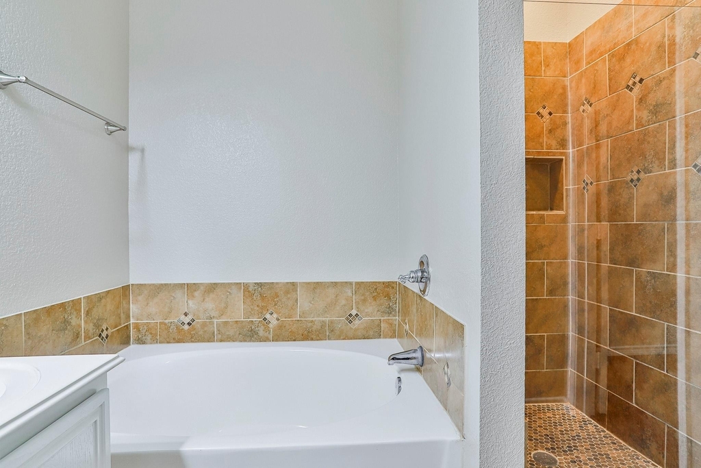 8705 Sumter Way - Photo 17