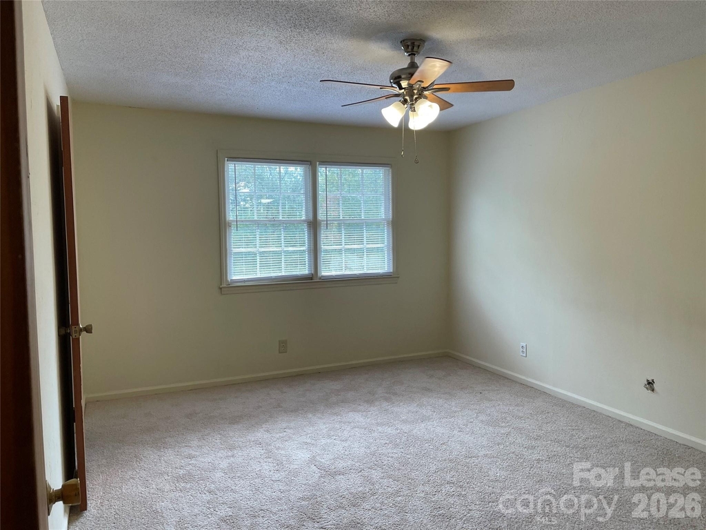 118 Ross Street - Photo 9