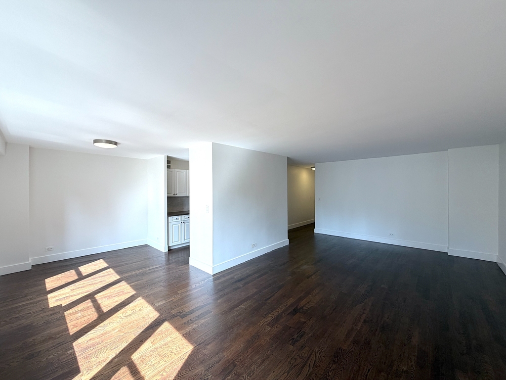 East 63rd Street - Photo 0