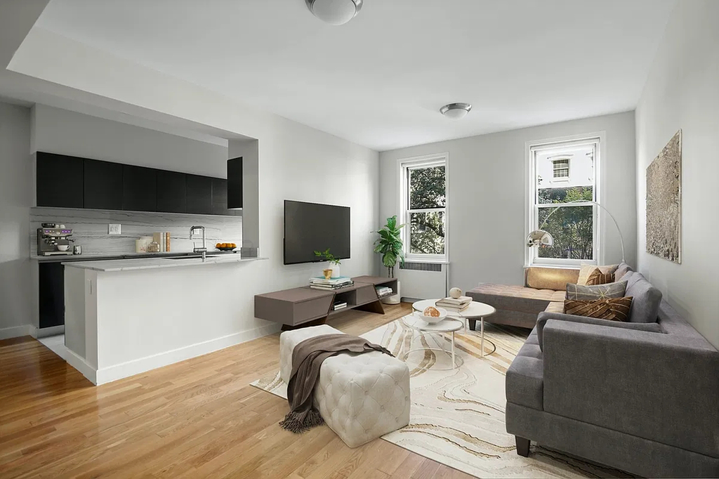West 18th Street - Photo 2