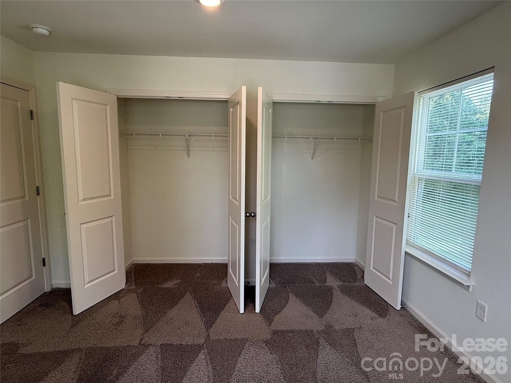 2029 Oakdale Road - Photo 10